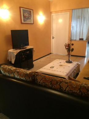 Room in Guest room - Property located in a quiet area close to the train station and town